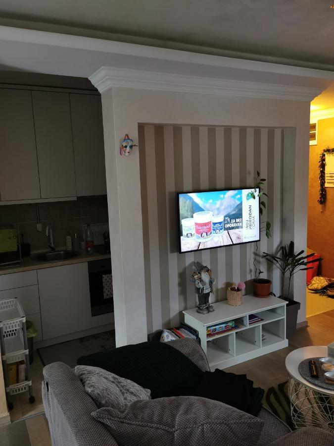 Lux Apartman Lena เบลเกรด ภายนอก รูปภาพ