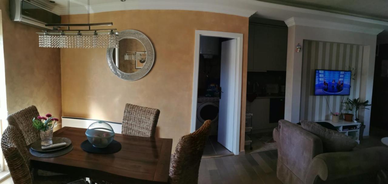 Lux Apartman Lena เบลเกรด ภายนอก รูปภาพ